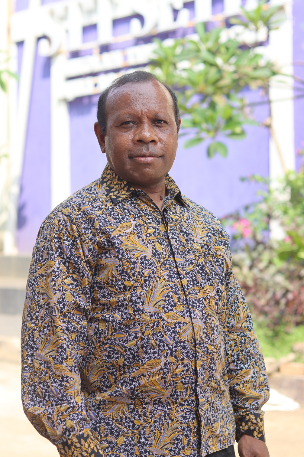 Dr. Aprianus L. Moimau